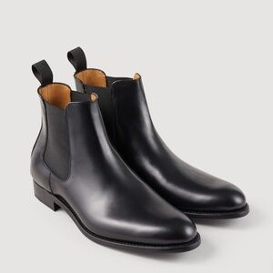 CHELSEA LEATHER ANKLE BOOTS